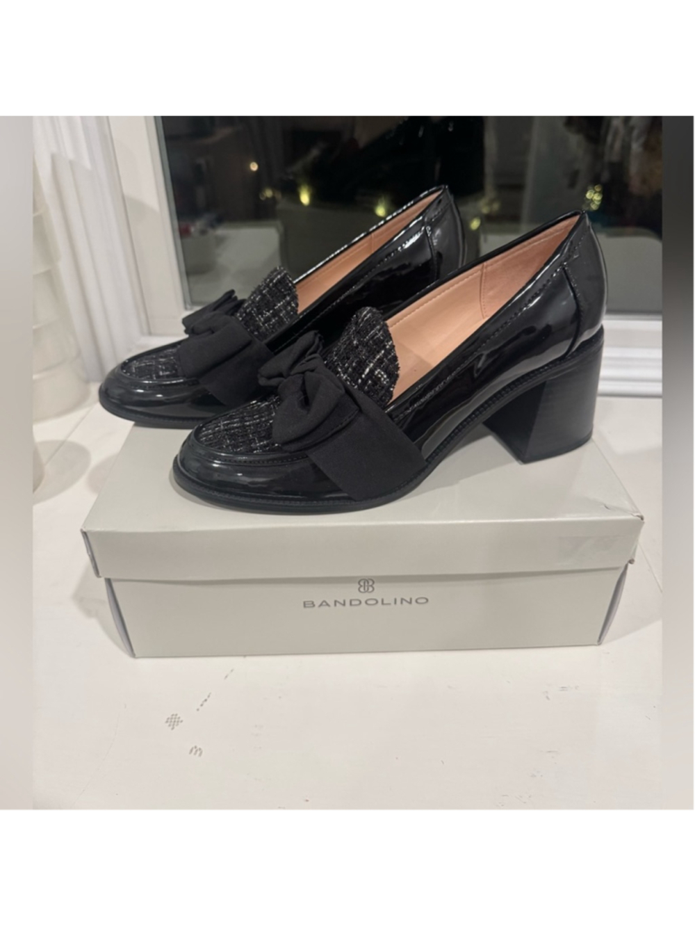 NBW Bandolino Korrar Loafer pump Elegant Black Bow Loafers. Size 9m